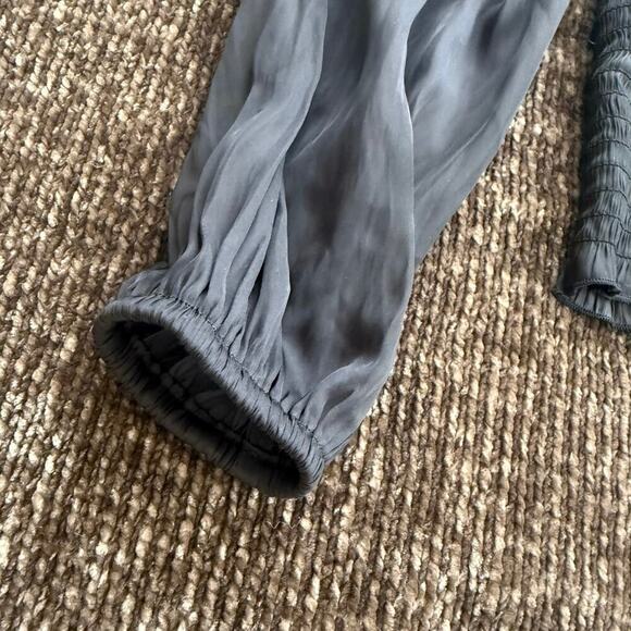 J.CREW | NWT Featherweight Smocked Square Neck Cropped Top Black Satin Size XS - Picture 4 of 13